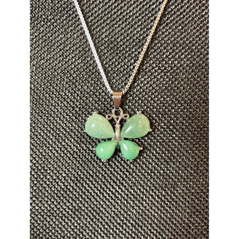 Green Stone Butterfly Pendant Necklace Silver Tone Stainless Steel Box Chain
